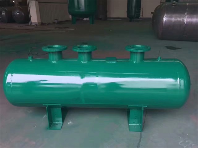 滨海滨海滨海蒸汽分气缸1.jpeg
